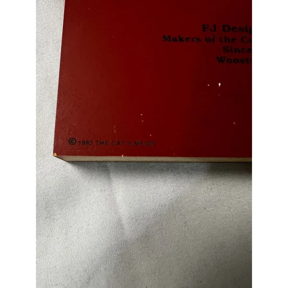 The Cat's Meow 1994 FJ Designs Inc Wooster Ohio Makers of the Village Since 1982